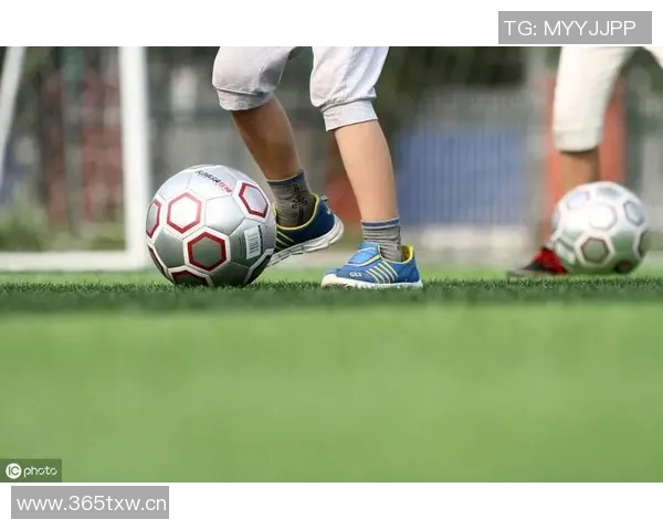 李秀英独家分享足球心得与技巧助你提升球技的秘诀